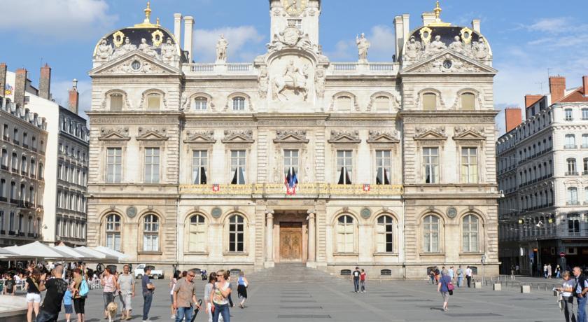 Collège Hôtel Lyon Exterior foto